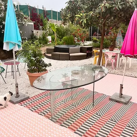 Belle Avec Jardin *